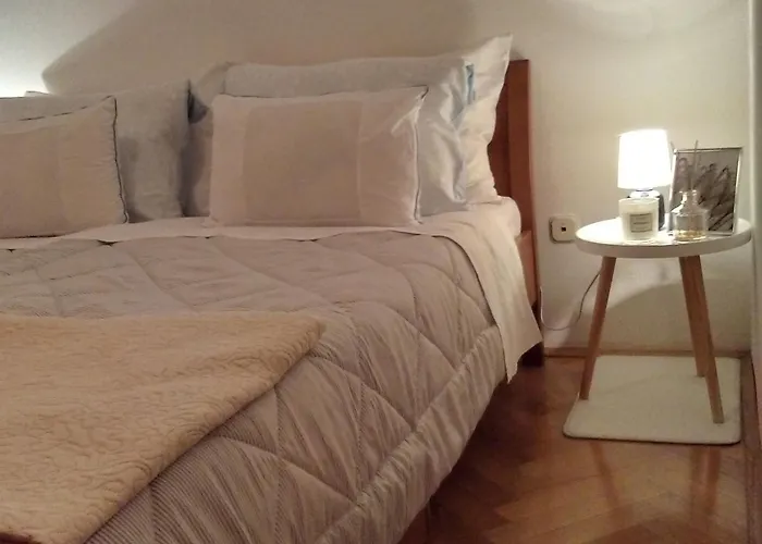 Visnjik 7-free Parking