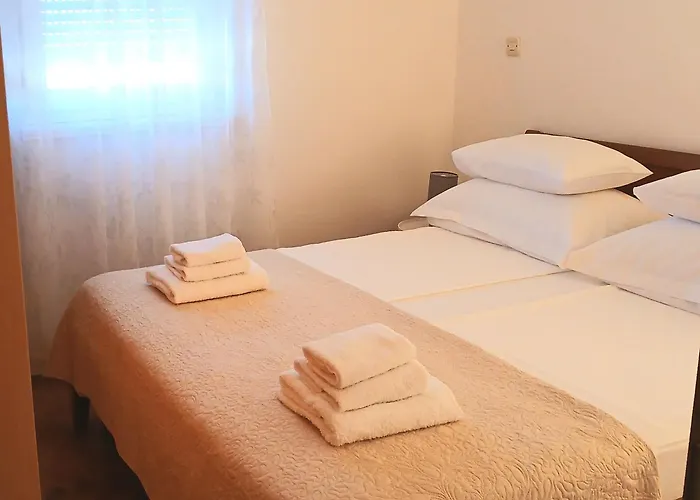 Visnjik 7-free Parking דירה