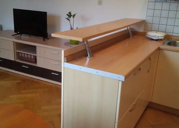 דירה Visnjik 7-free Parking